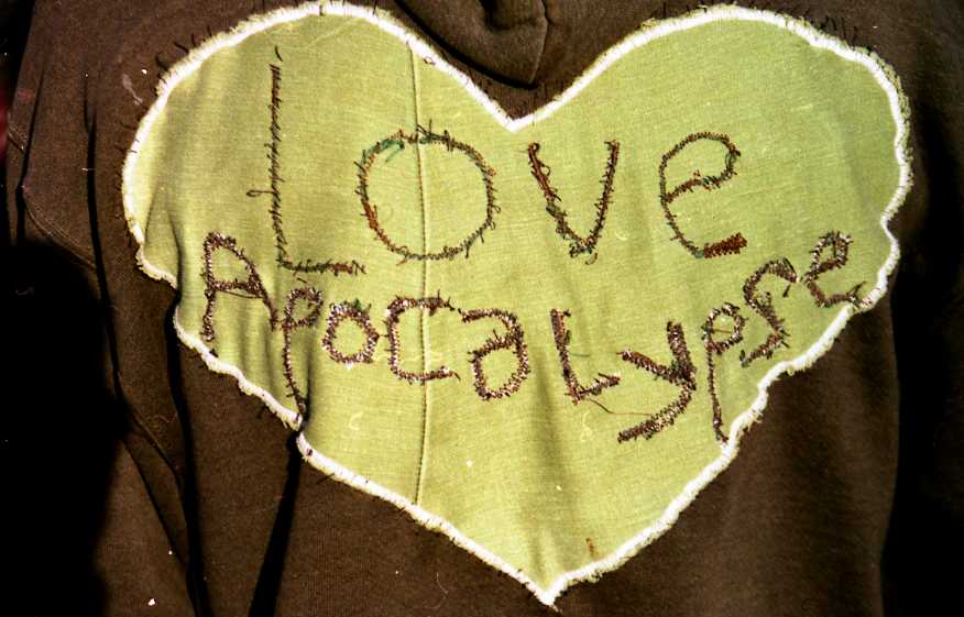 Card #325 – Love Apocalypse